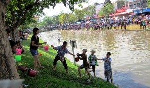 Songkran 166